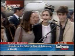 Ingrid betancourt est la fille d'un ancien ministre colombien de l'education et d'une ancienne reine de beauté. Ingrid Betancourt Se Reencuentra Con Sus Hijos Luego De Seis Anos Noticias Agencia Peruana De Noticias Andina