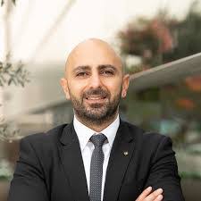 Elie Hawa's Instagram, Twitter & Facebook