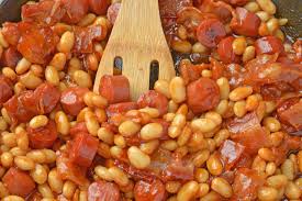 Cook a large pot of van camp's beans and hot dogs on the stovetop or in the microwave for an easy side dish to feed a crowd. Quick Stovetop Franks Beans Recipe Video Beanie Weenies