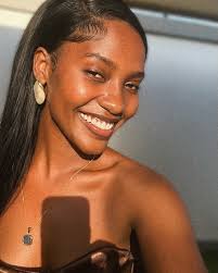 Doreen John (@doreen_dodoo_) • Instagram photos and videos