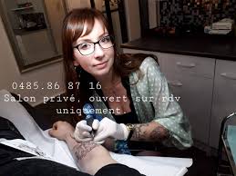 Ces professionnels peuvent travailler comme résident dans un salon de tatouage, ou bien à leur propre compte en intervenant dans divers shop. Extra Tattoo Startseite Facebook