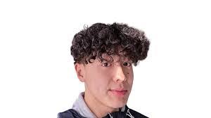 Ryan Shanks's Instagram, Twitter & Facebook