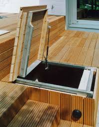 Gartengestaltung Mit Holzterrasse Und Gartenbeleuchtung Holzterrasse Schwimmbad Designs Hauser Mit Pool