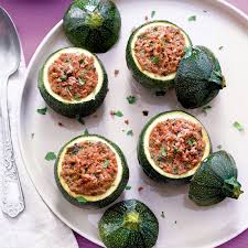 Appreciez Nos Delicieux Repas Sur 30 Reproduisez La Recette Courgettes Farcies Express Et D Recette Courgette Farcie Recette Avec Courgette Courgettes Farcies