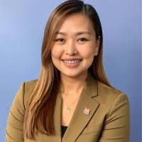 Anne Quinones's Instagram, Twitter & Facebook