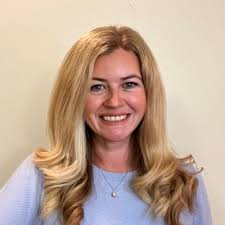 Microsoft PowerPoint 2019 Introductory was issued by Pearson MyLab to Jenn  White.