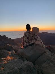 On august 17, 2020, she created the most liked video on tiktok, in which she lip syncs to the song soph aspin send by british rapper millie b. Bella Poarch On Twitter