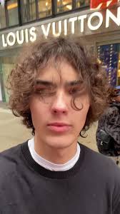 Santa Cruz Red Taper Fade