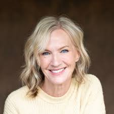 Cheryl Donato's Instagram, Twitter & Facebook