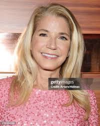 Candace Holmes's Instagram, Twitter & Facebook