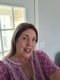 Joan Mccammon's Instagram, Twitter & Facebook