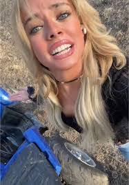 Suzette Madden's Instagram, Twitter & Facebook