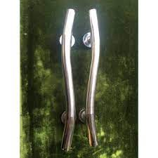 Jika dulu tempat tinggal dijadikan untuk tempat perlindungan dari perubahan cuaca serta untuk melindungi diri dari. Handle Pintu Gagang Pintu Pegangan Pintu Kupu Tarung Stainless Suling Bentuk S 33 Cm Murah Shopee Indonesia