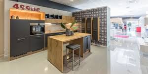 Nous proposons une cuisine raffinée uniquement faite maison. Magasin Cuisine Plus Cuisiniste Herblay