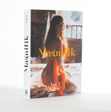 Magnifik Magazine