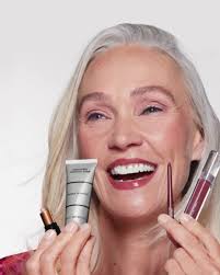 💋 Date Night Radiance 💋 with our IN-STUDIO EXCLUSIVE Valentine's Day  Gift. Treat yourself or your favorite galentine to this special bundle  while supplies last at Merle Norman Edmond:, ❤️ Gift-sized ...