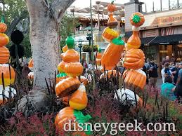 Check spelling or type a new query. Pictures Downtown Disney Halloween Decorations The Geek S Blog Disneygeek Com