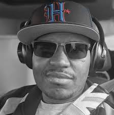 Who has tried out our Ceramic 3 in 1 Wax? We've been getting a lot of good  feedback and some of our giveaway winners even got their stuff before  Christmas!⁠ .⁠ .⁠