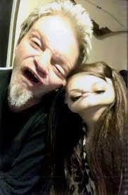 Dana Rapp's Instagram, Twitter & Facebook