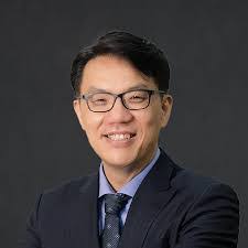 Mark Kim's Instagram, Twitter & Facebook