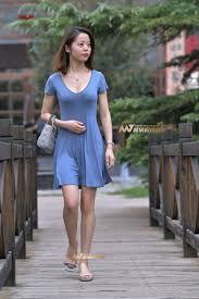 红石show buy作品 公园偶遇少妇 魔镜原创摄影 魔镜街拍 魔镜原创 原创街拍 高清街拍 街拍美女 搭讪美女 紧身美女 遇到最好的街拍摄影作品 fashion women tshirt dress