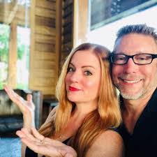 Heidi Knott's Instagram, Twitter & Facebook