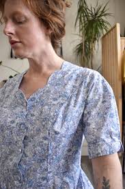 80s 90s Laura Ashley Puff Sleeve W Bows Floral Princess Maxi Dress //  Cotton Flower Print Puffed Short Sleeves Renaissance Bodice Gown Med