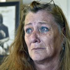 Detective should not have used slain informant because of addictions