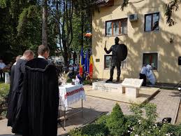 Se vor atinge și 16 grade. Foto Video Decebal Statuie ImpresionantÄƒ In Odoreu Istoric Dacii PrezenÈ›i In AceastÄƒ ZonÄƒ