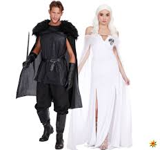 Birçoğunu game of thrones aracılığıyla tanıdığımız oyuncuların gerçek hayattaki görünüşleri dizidekinden hayli farklı olabiliyor. Damen Kostum Mittelalter Queen Of Thrones Drachenkonigin Kleid