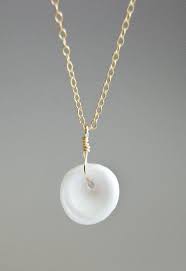 Puka Necklace A Beautiful Single Puka Shell On A Gold Filled Chain Www Kealohajewelry Etsy Com Maui Hawaii Fine Jewelry Shell Jewelry Jewelry Making