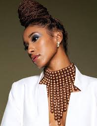 Brian Esterle's Instagram, Twitter & Facebook