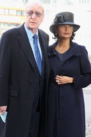 Sir michael caine cbe is an english actor. Michael Shakira Caine Das Geheimnis Seines Eheglucks Gala De