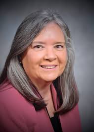 Roberta Sousa's Instagram, Twitter & Facebook