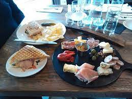 It's no wonder, this area is considered one of the nation's best for outdoor recreation. Three Rivers Distilling Co Fort Wayne Restaurant Reviews Phone Number Photos Tripadvisor