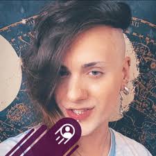 Lisa Frankenstein is a cute horror comedy that emulates movies like  Beetlejuice (1988) and Edward Scissorhands (1990) in a loving way. Though  it doesn't quite live up to those classics, Lisa Frankenstein