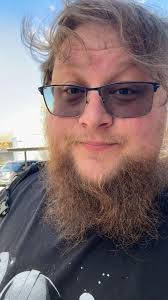 Dan Gump's Instagram, Twitter & Facebook