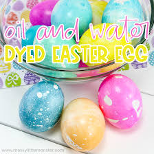 Discover dozens of techniques on how to dye your eggs and arrange them on t. How To Dye Easter Eggs Coloring Easter Eggs With Oil And Water Messy Little Monster