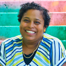 Suzy Hansen's Instagram, Twitter & Facebook