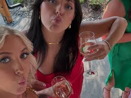 Maddy Romig (@maddy_romig) • Instagram photos and videos