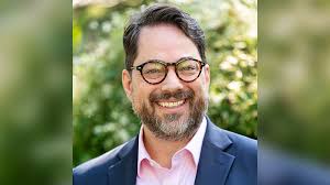 Singer Named "Social Work Pioneer" by NASW: Loyola University Chicago