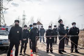 Белорусский оппозиционер степан латыпов в ходе заседания суда в минске 1 июня нанёс себе увечья, воткнув в горло ручку. 7bvt2z6naidizm