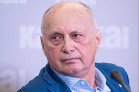 Dr Robert Pietras o aborcji: Służba zdrowia nie może odbierać życia