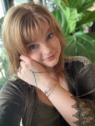 Extensions Professionals in Ladera Ranch, CA