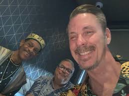 Full house at #oneelevenbar for Keisha D Sings benefit!