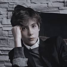 Devin Everett (horaceeverett171)