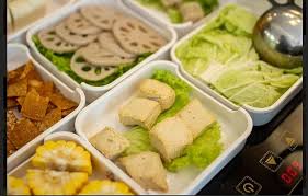 They are famous for their mouth watering steamed lemon squid and lala, steamed fish. Mama Vege Raja Uda Penang Restaurant Happycow