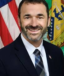 Within this beautiful rich bubble that is Duke, we need to think about how  we thicken our ties to one another,” said Eileen Chow of @duke_aads during  the 2nd panel of the