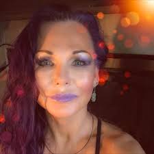 Debora Powell (@deborism)