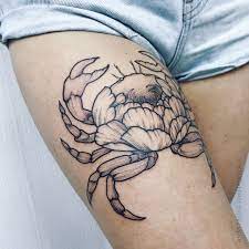V Helsinki Pakhanova Tattoo Dotwork Dotworktattoo Linework Lineworktattoo Egoproteam Egomachine Crabtatt Floral Thigh Tattoos Knee Tattoo Leg Tattoos